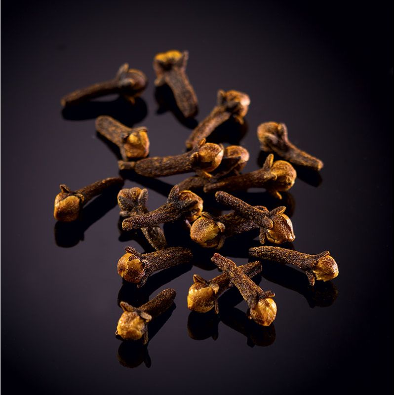 Whole clove