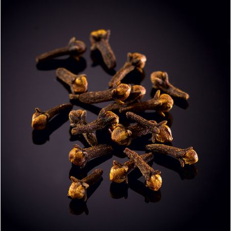 Clous de girofle Épices brutes