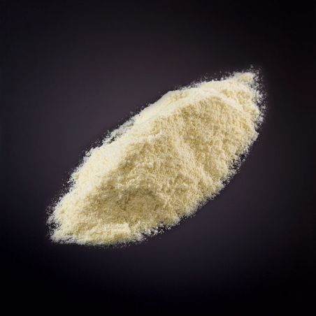 Whole freeze-dried powdered yuzu