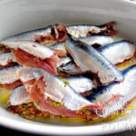 Sardines farcies aux herbes et poivre des oiseaux